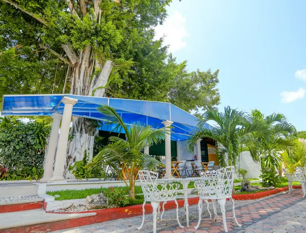 Hotel Maria de Lourdes Cancun hotel detail image 1