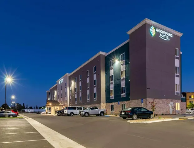 WoodSpring Suites Bakersfield Airport hotel detail image 3