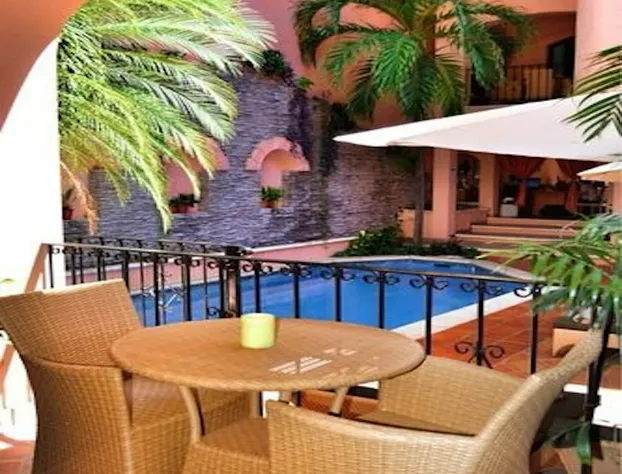 Acanto Playa del Carmen, Trademark Collection by Wyndham hotel detail image 3