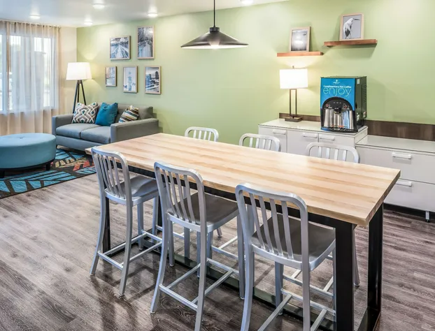 Extended Stay America Select Suites Orlando Kissimmee hotel detail image 2