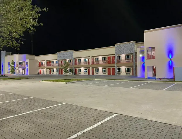 Lone Star Inn - Dickinson hotel detail image 3