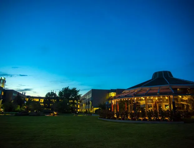 Residence & Conference Centre - Niagara-on-the-Lake hotel detail image 1