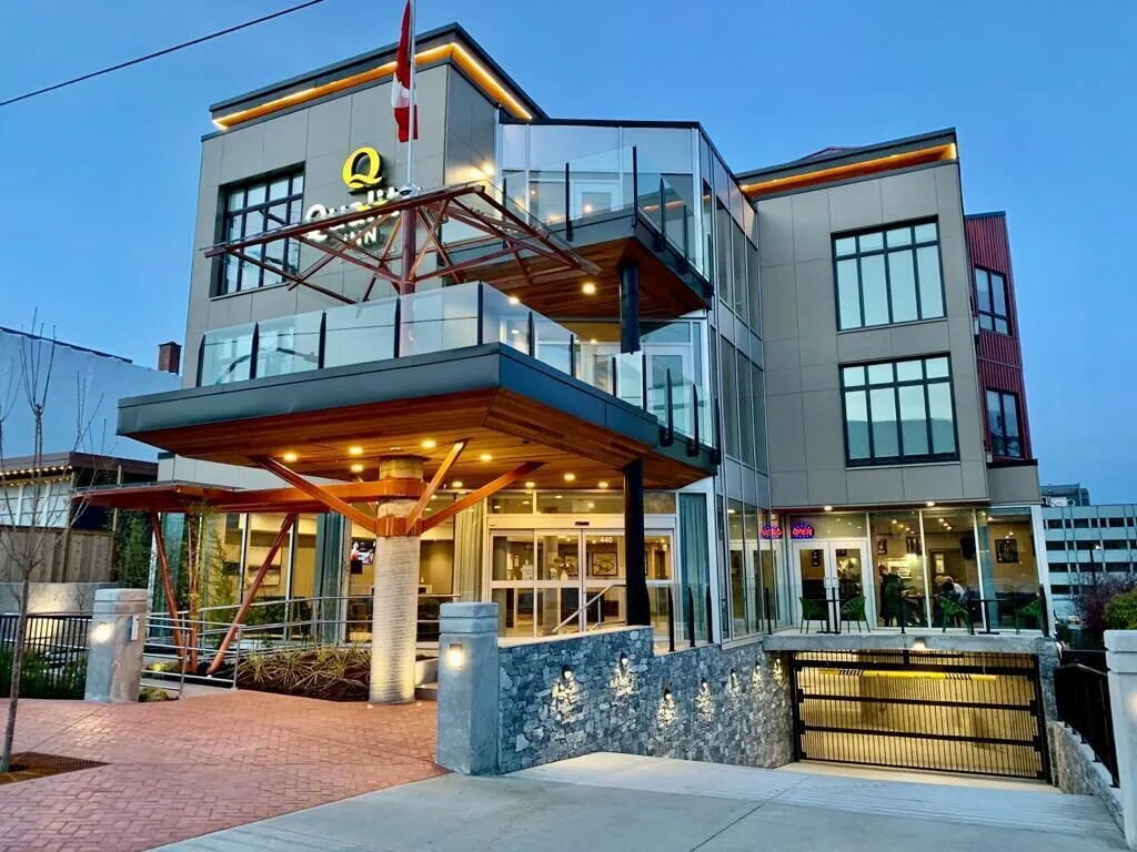 Quality Inn hotel hero