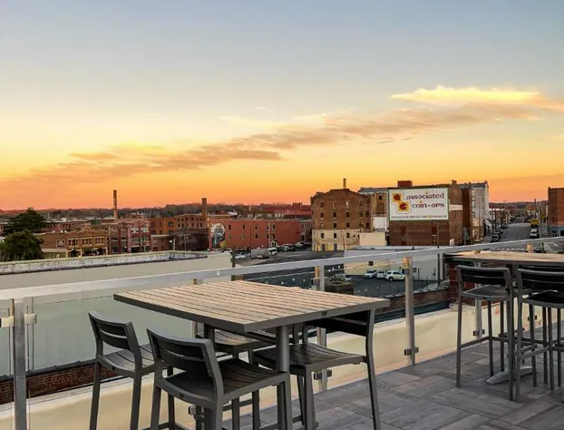 The Bee Hotel Danville hotel detail image 3