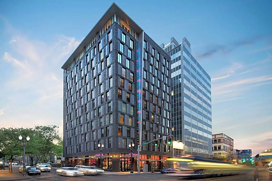 Moxy Portland Downtown hotel hero