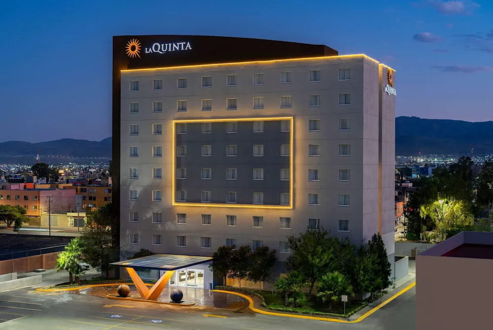 Garden Park San Luis Potosí hotel hero