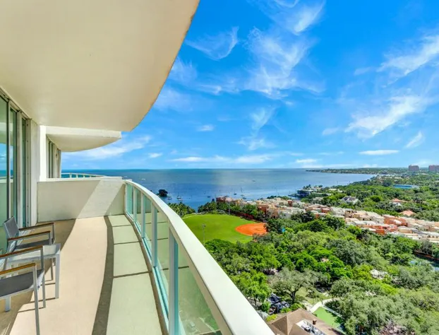 iCoconutGrove Vacation Rentals hotel detail image 3