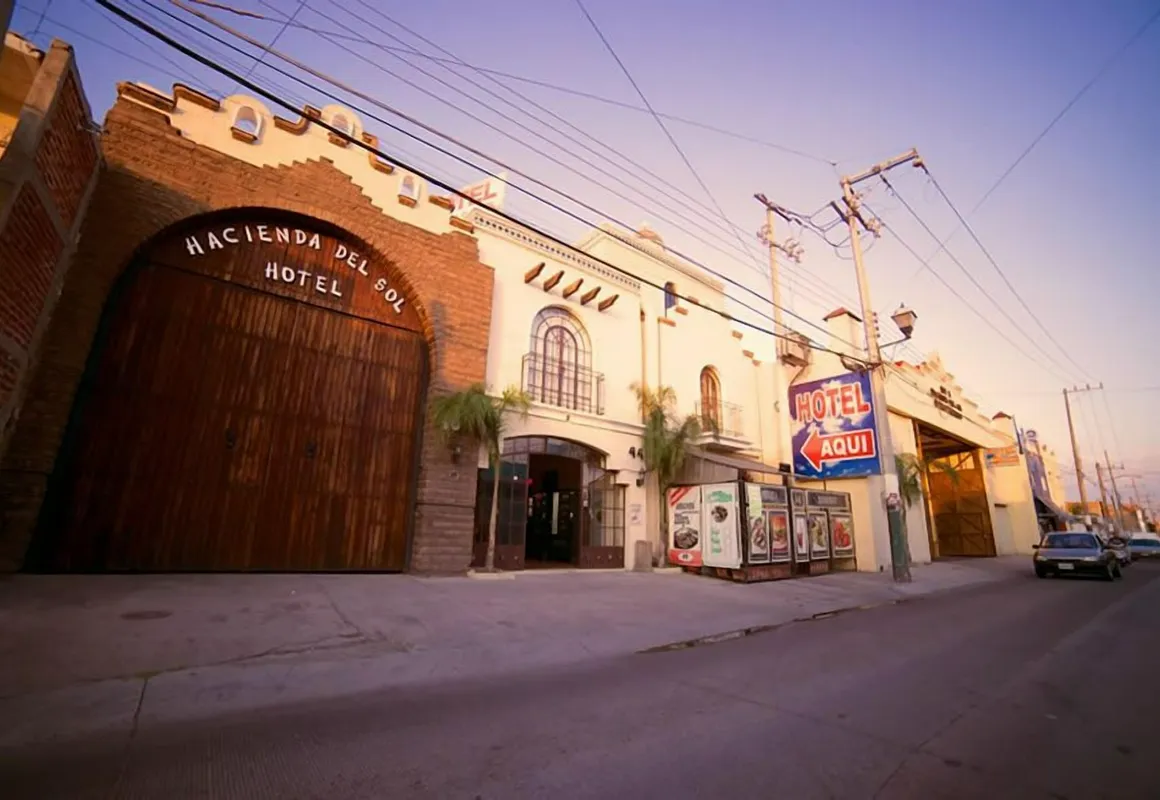 Hotel Hacienda del Sol hotel hero