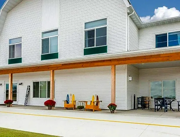 Lakes Inn at Dunvilla hotel detail image 3