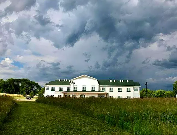 Lakes Inn at Dunvilla hotel detail image 4