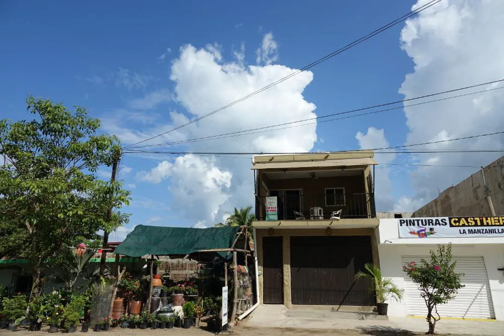 Bungalows Casa Blanca hotel hero