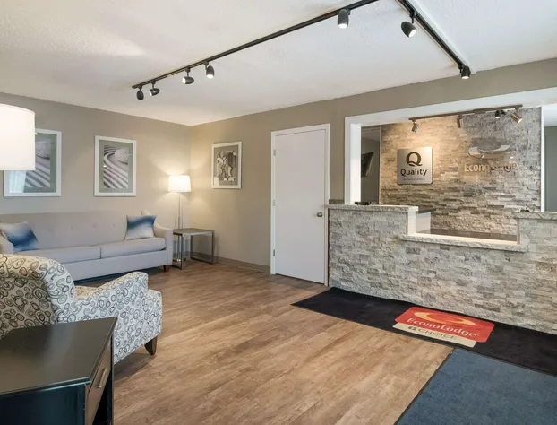 Econo Lodge hotel detail image 3