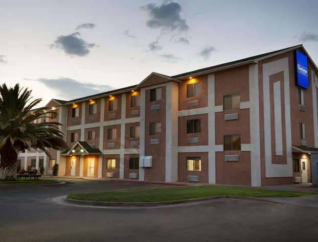 Travelodge by Wyndham Yermo hotel detail image 1