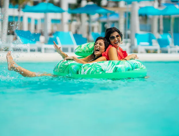 Margaritaville Beach Resort Riviera Cancún hotel detail image 1