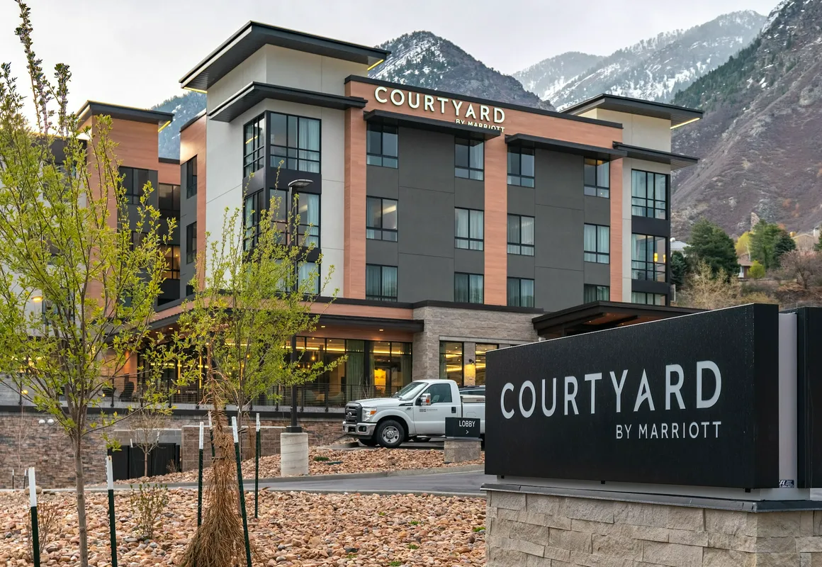 Courtyard by Marriott Salt Lake City Cottonwood hotel hero