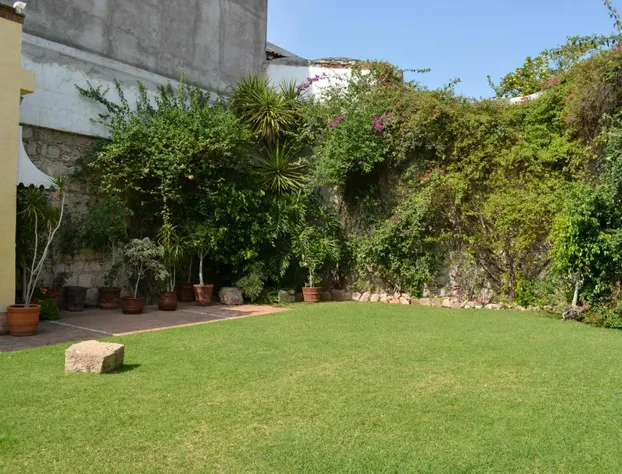 Howard Johnson Calle Real Morelia hotel detail image 2