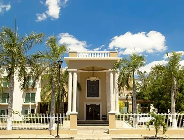 Wyndham Merida hotel detail image 1