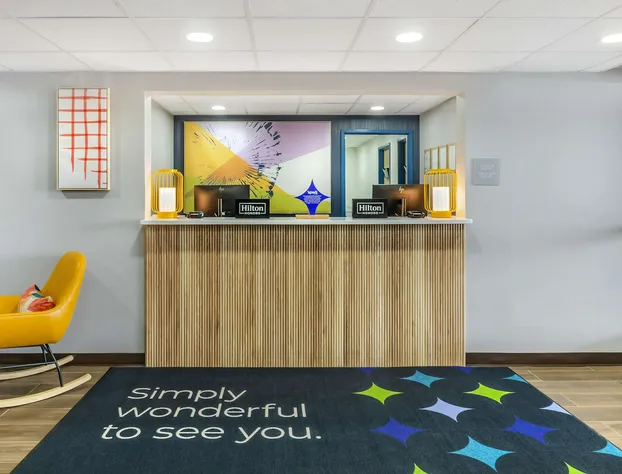 Spark by Hilton Roanoke Airport hotel detail image 2