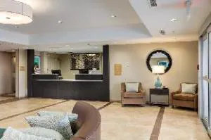 Candlewood Suites Calgary Airport North hotel detail image 3