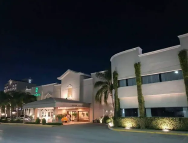 Hotel Fresno Galerías hotel detail image 1