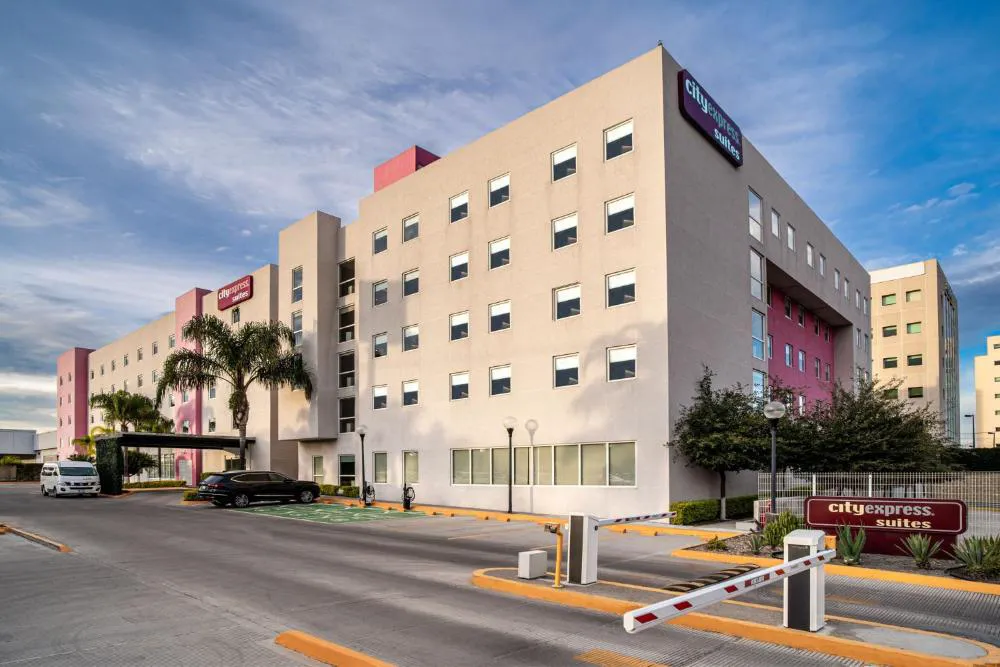 City Express Suites by Marriott Querétaro hotel hero