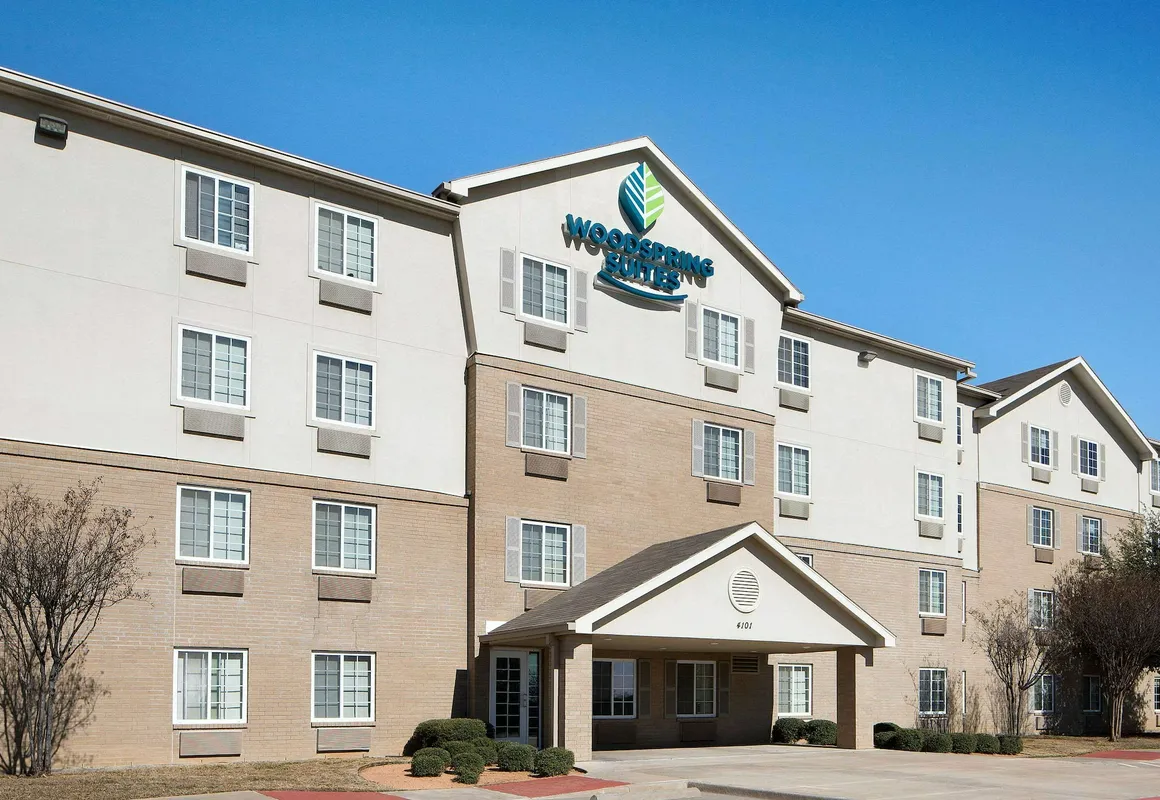 WoodSpring Suites Fort Worth Forest Hill hotel hero
