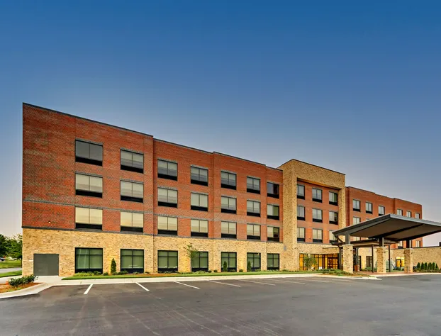 Holiday Inn Express & Suites Winston Salem Sw Clemmons by IHG hotel detail image 4