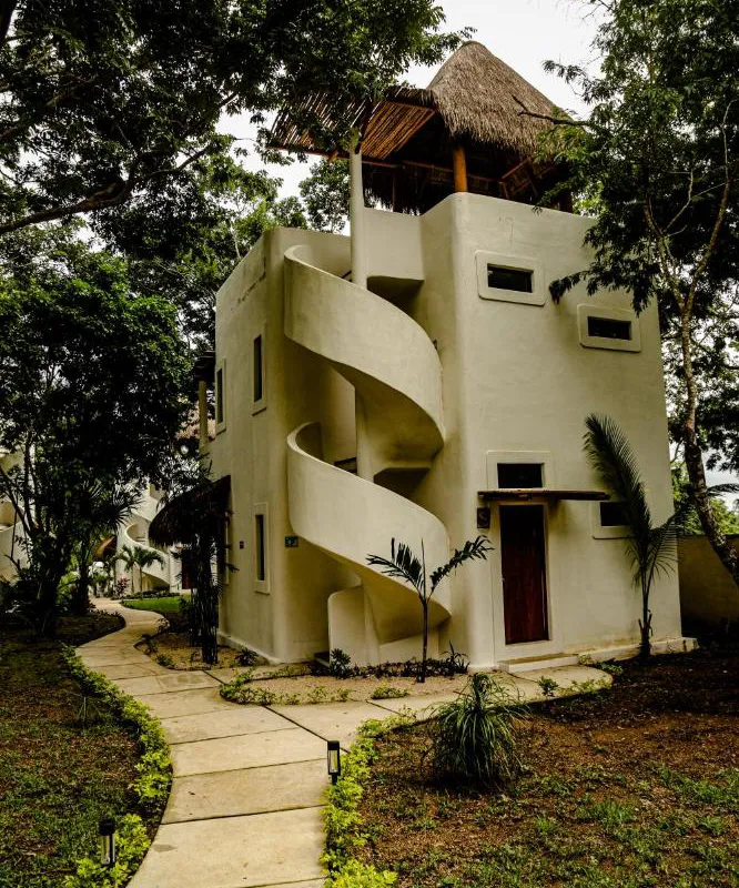 Mi Kasa Tu Kasa Bacalar hotel hero