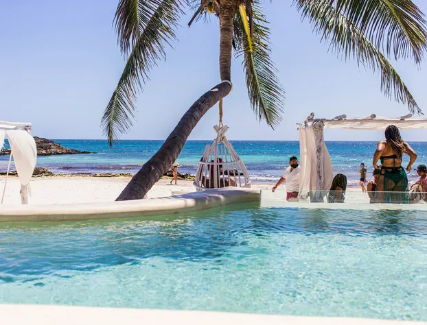 Roc Luxe Tulum hotel detail image 4