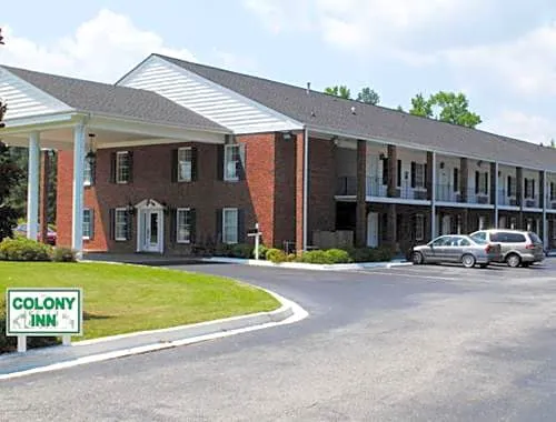 Colony Inn hotel hero