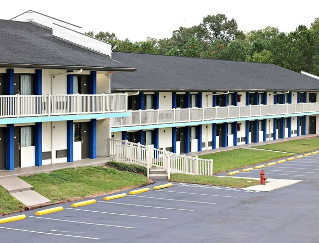 Days Inn by Wyndham Kings Dominion/Doswell hotel detail image 1