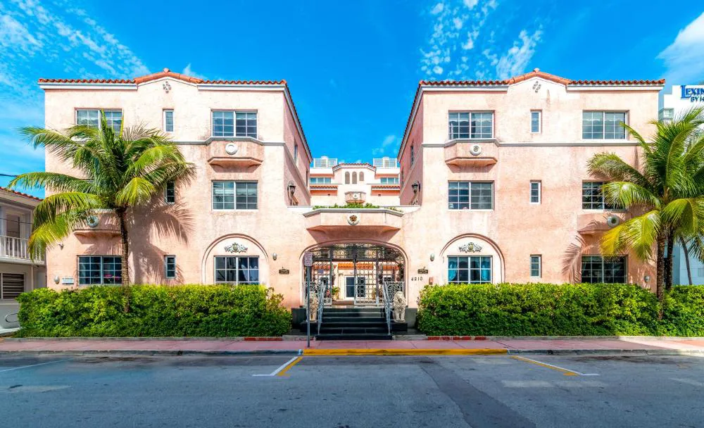 Secret Garden Miami Beach hotel hero