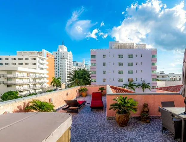 Secret Garden Miami Beach hotel detail image 4