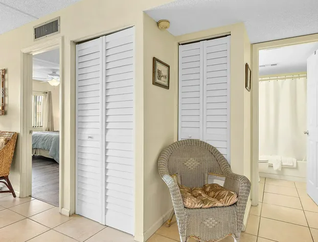 Unit 2105 - Ocean & Racquet Resort hotel detail image 3