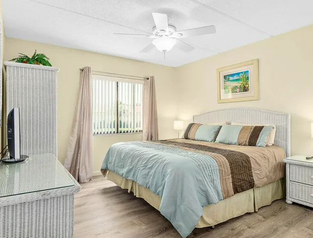 Unit 2105 - Ocean & Racquet Resort hotel detail image 4