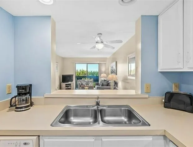 Unit 3226 - Ocean Racquet Club hotel detail image 4