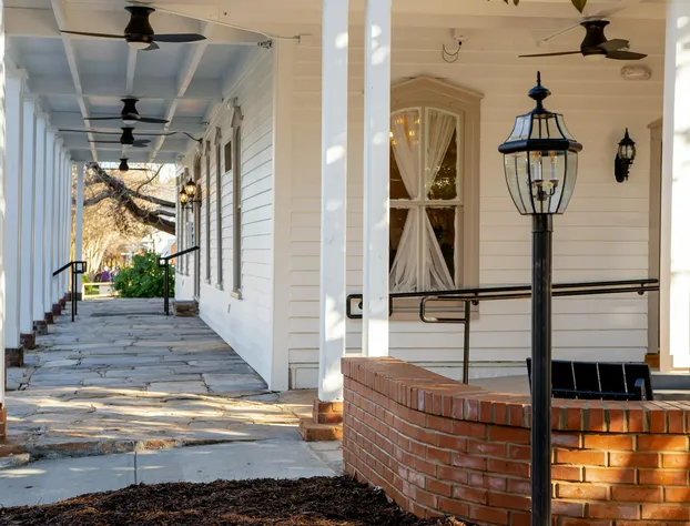 The Colonial Inn, an Ascend Collection Hotel hotel detail image 1
