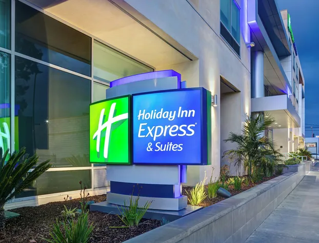 Holiday Inn Express & Suites Glendale Downtown by IHG hotel detail image 1