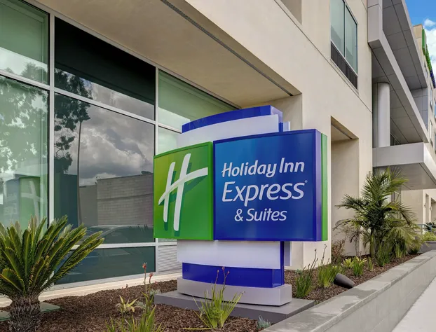 Holiday Inn Express & Suites Glendale Downtown by IHG hotel detail image 2