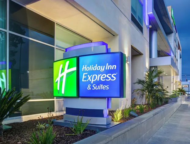 Holiday Inn Express & Suites Glendale Downtown by IHG hotel detail image 1