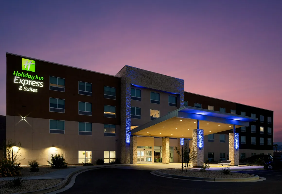 Holiday Inn Express & Suites Bullhead City by IHG hotel hero
