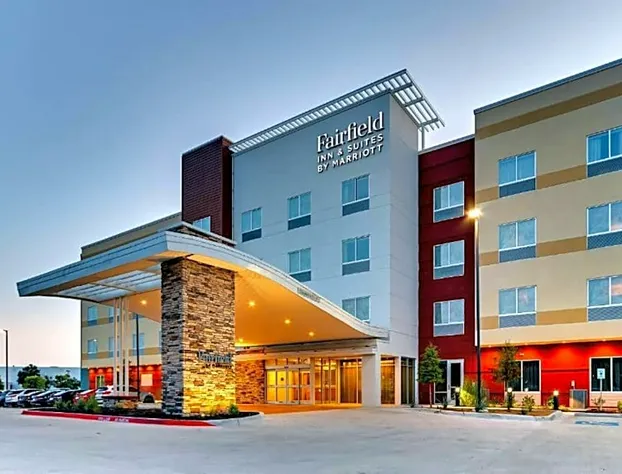 Fairfield Inn & Suites by Marriott Dallas Love Field hotel detail image 1