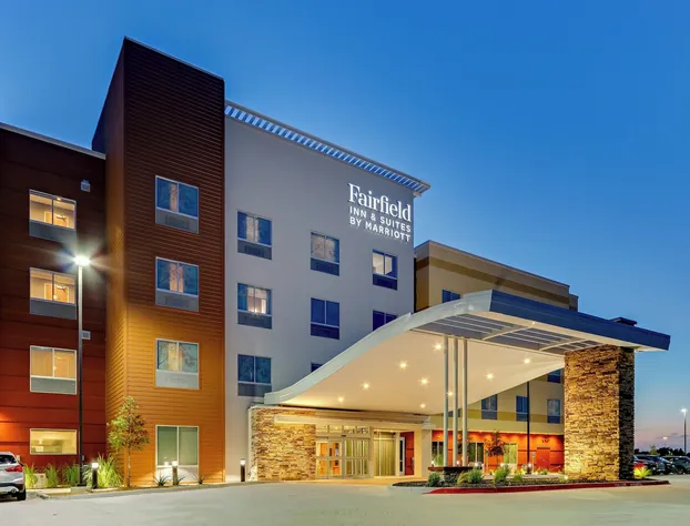 Fairfield Inn & Suites by Marriott Dallas Love Field hotel detail image 1