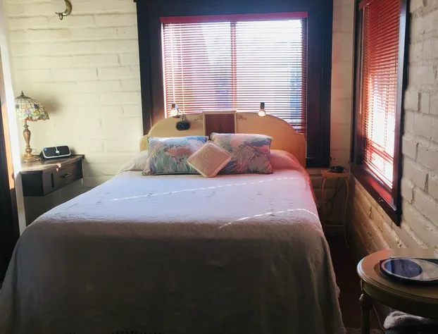 Desert Oasis BandB hotel detail image 1