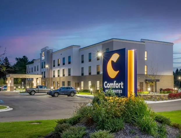 Comfort Inn & Suites Clarkston Pine Knob Area hotel detail image 4