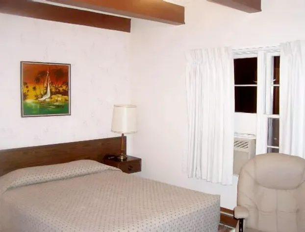 O'Haire Manor Motel and Apartments hotel detail image 2