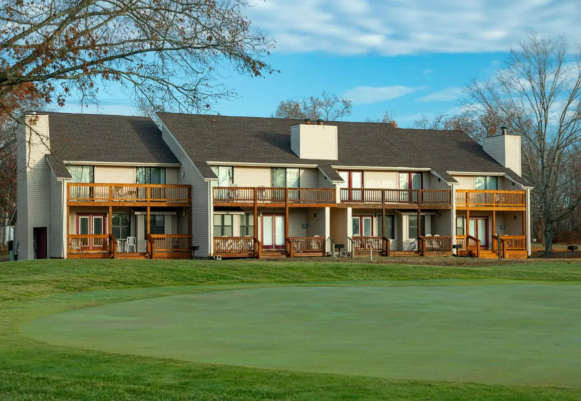 Crown Resorts at Lake Tansi West hotel hero