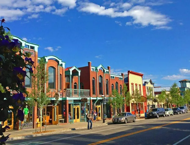 River Mountain Lodge W318 hotel detail image 1