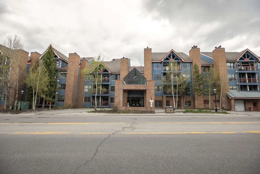 River Mountain Lodge W315 hotel hero