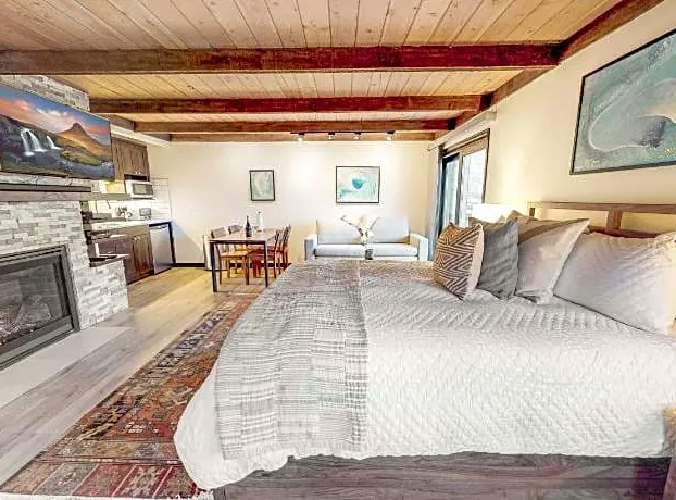 Willows - CoralTree Residence Collection hotel detail image 1